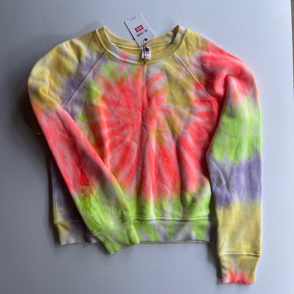 Re/Done Hanes Neon Spiral Dye Classic Raglan Crewneck Sweater